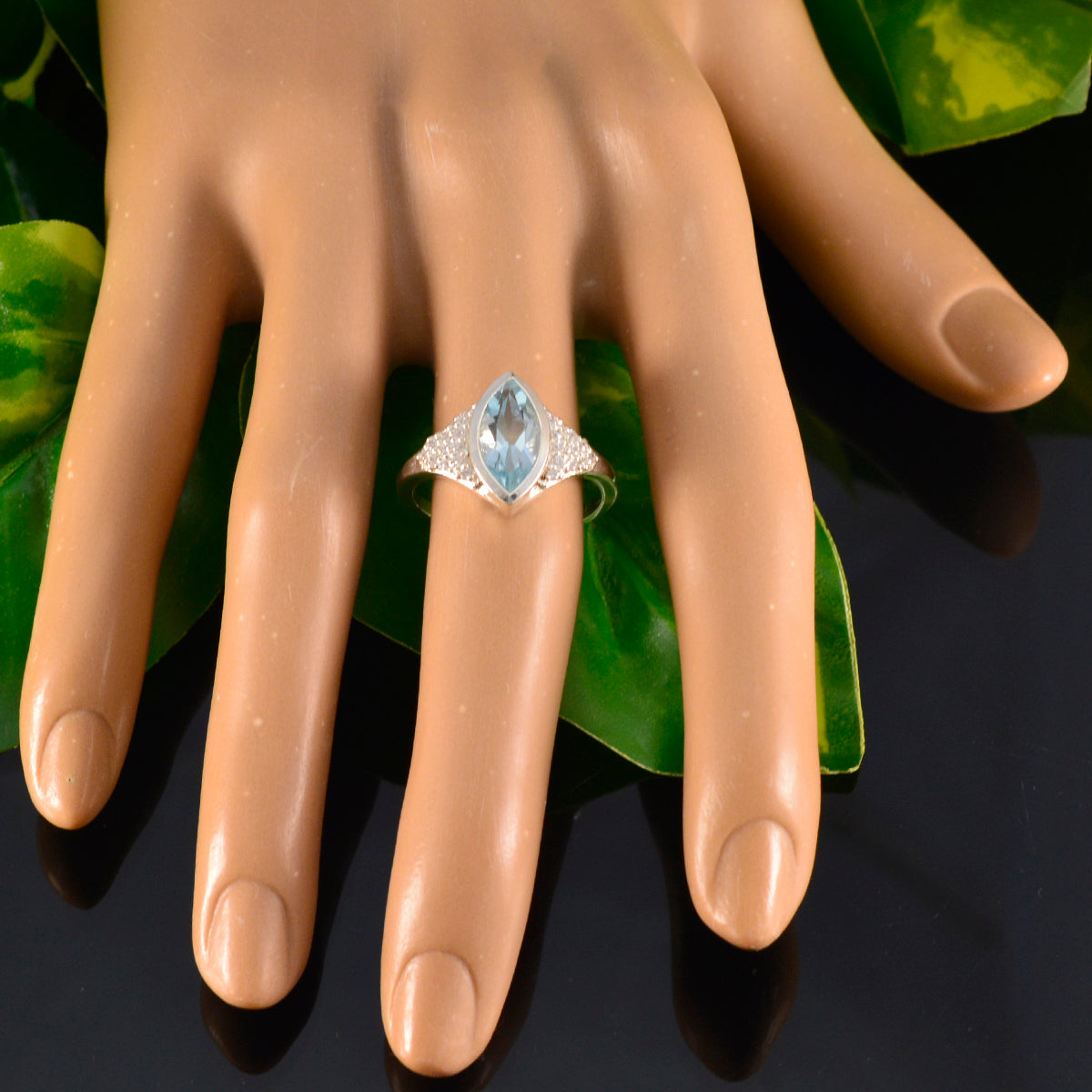 Cecilia Sophisticated Blue Halo Ring