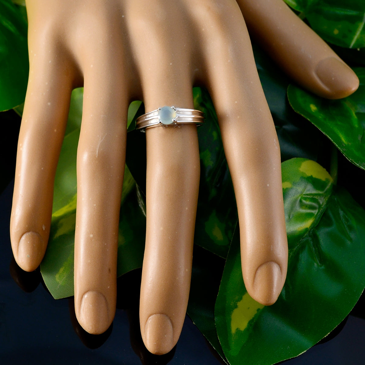 Ha-eun Fairytale Blue Solitaire Ring