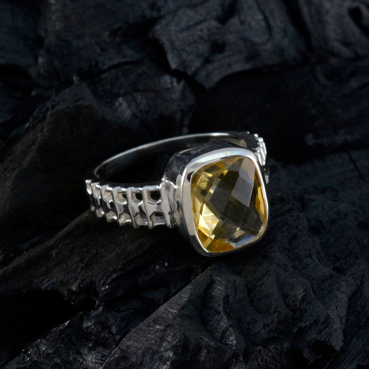 Freya Trendy Yellow Solitaire Ring