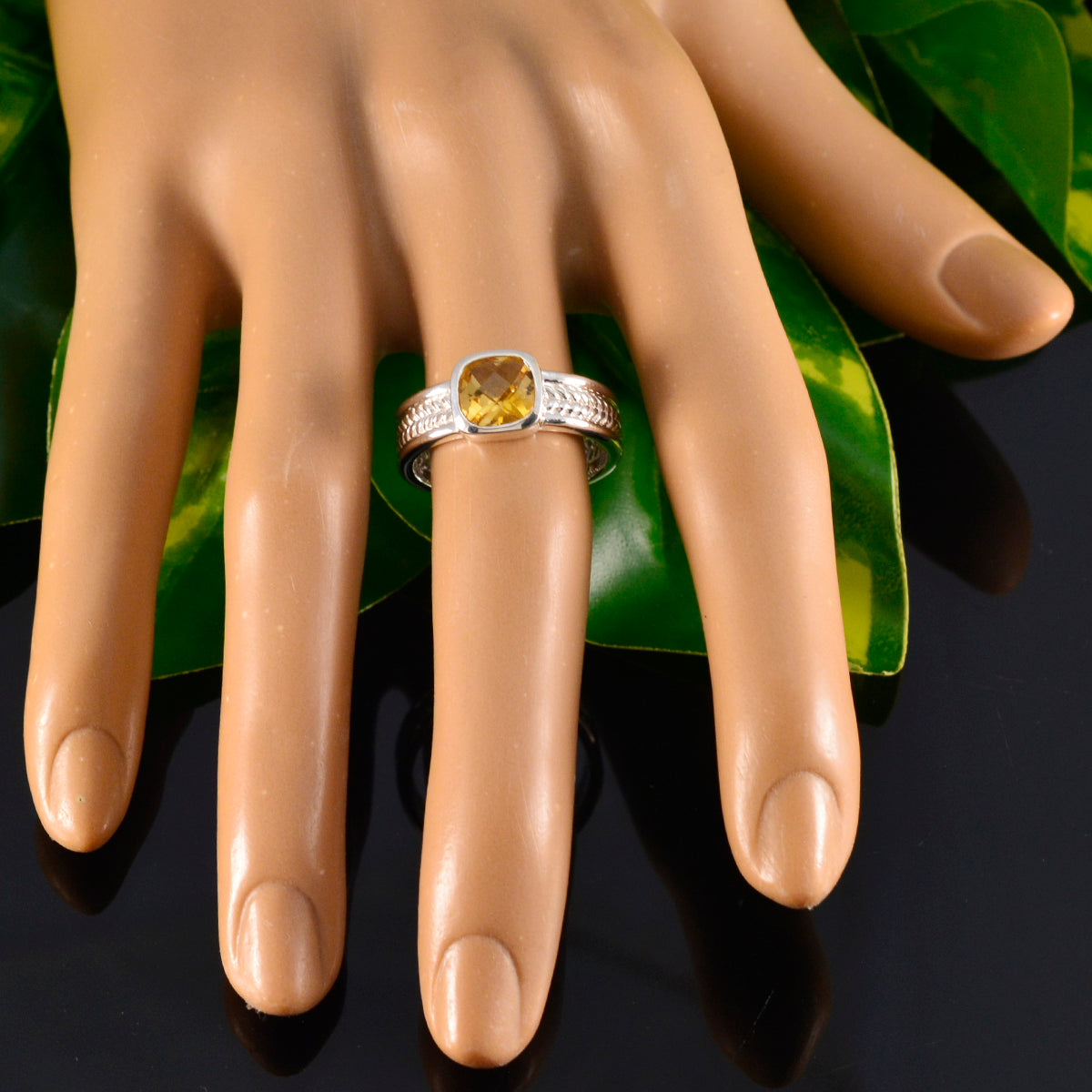 Paula Rope-Wire Yellow Solitaire Band
