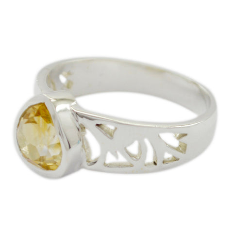 Liyana Glamorous Yellow Solitaire Ring