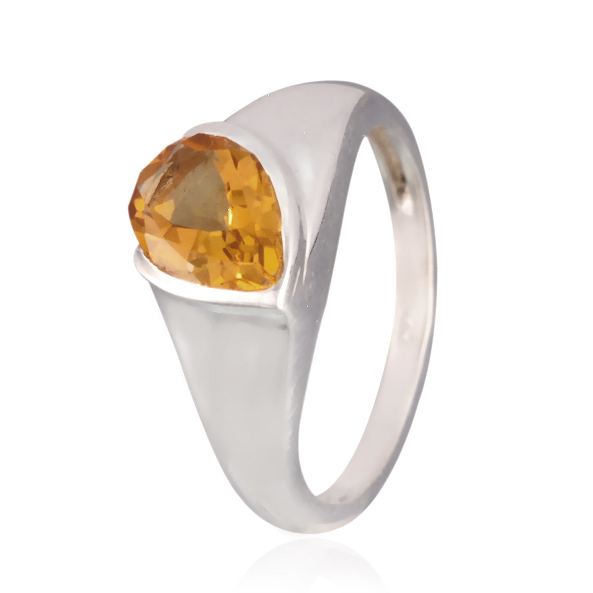 Victoria Glamorous Yellow Solitaire Ring