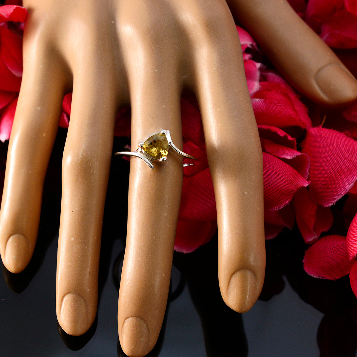 Riya Ethnic Yellow Solitaire Ring