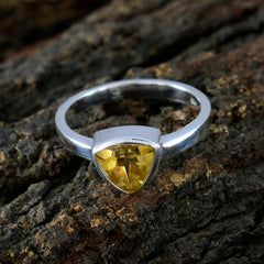 Yasmin Heritage Yellow Solitaire Ring