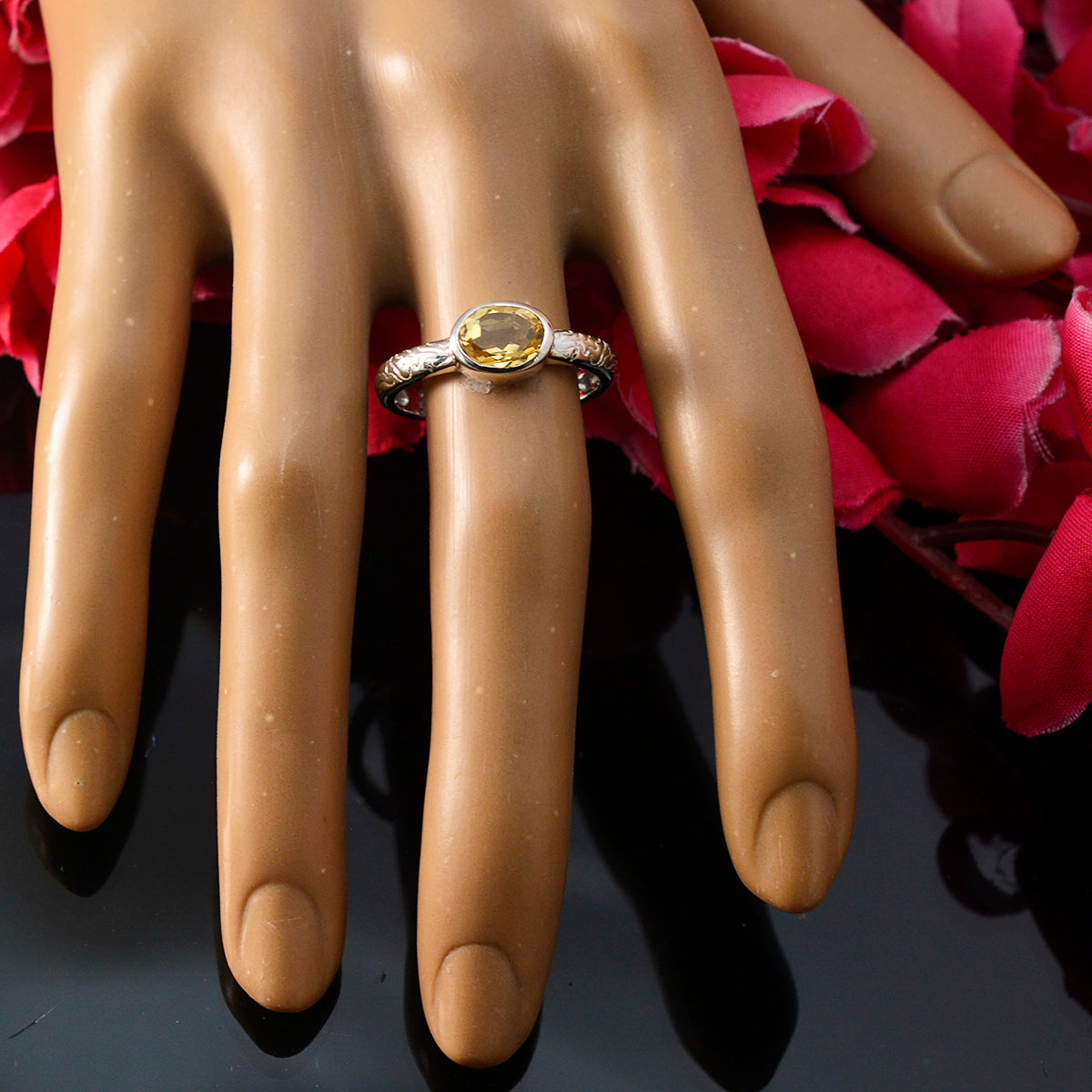 Amelia Twist Yellow Solitaire Ring