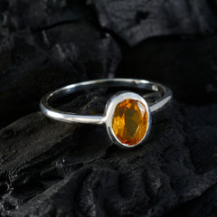 Dewi Romantic Yellow Solitaire Ring