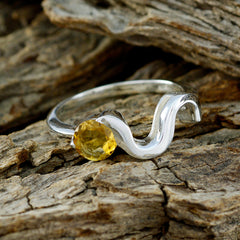 Soo-jin Fairytale Yellow Solitaire Ring