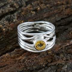 Priya Rope-Wire Yellow Solitaire Band