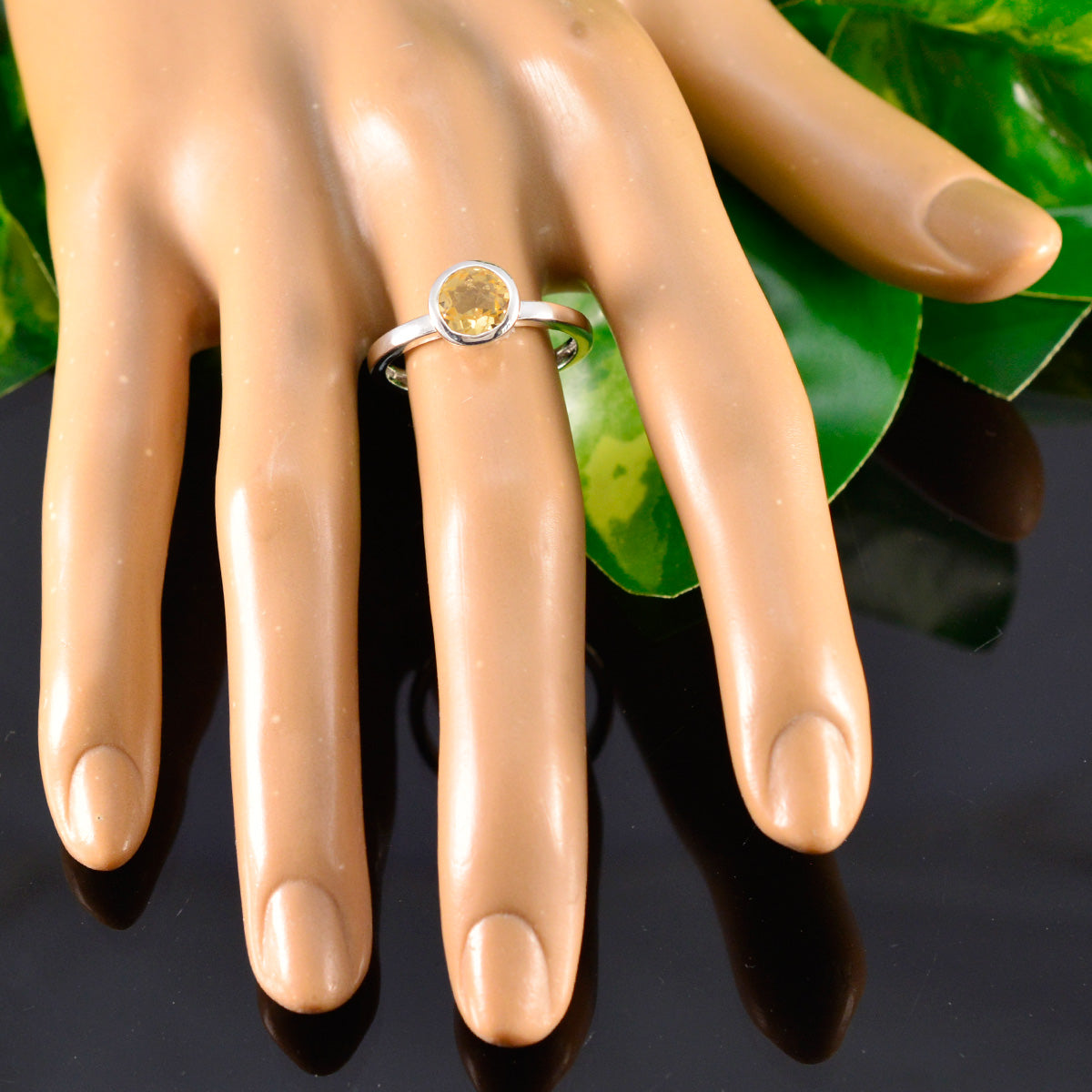 Hye-jin Trendy Yellow Solitaire Ring