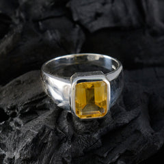 Clara Modern Yellow Solitaire Ring