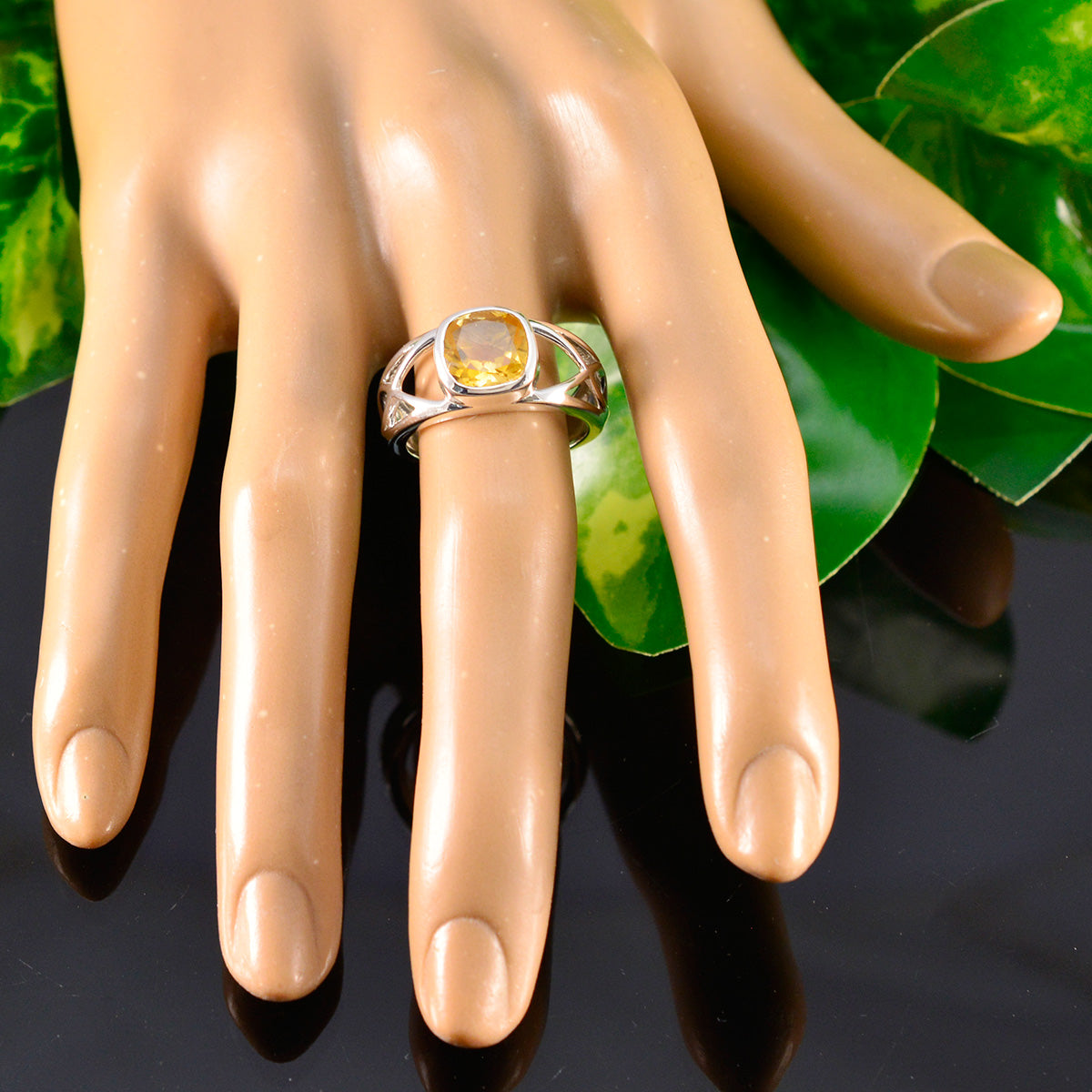 Angel Cultural Yellow Solitaire Ring