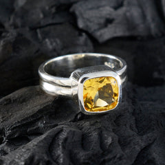 Lucia Sophisticated Yellow Solitaire Ring
