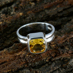 Lucia Sophisticated Yellow Solitaire Ring