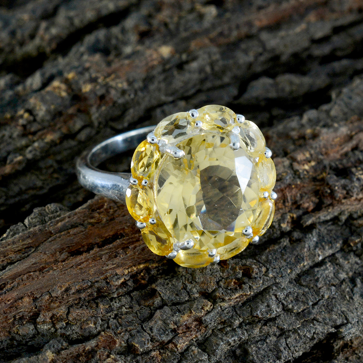 Lili Modern Yellow multiple Ring