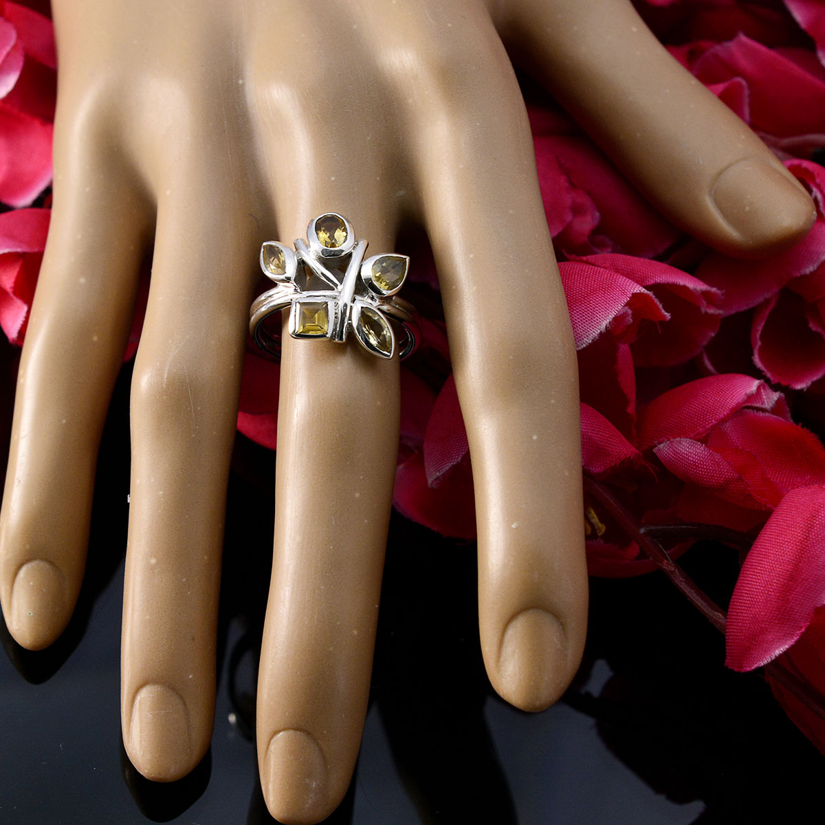 Priya Graceful Yellow Penta Ring