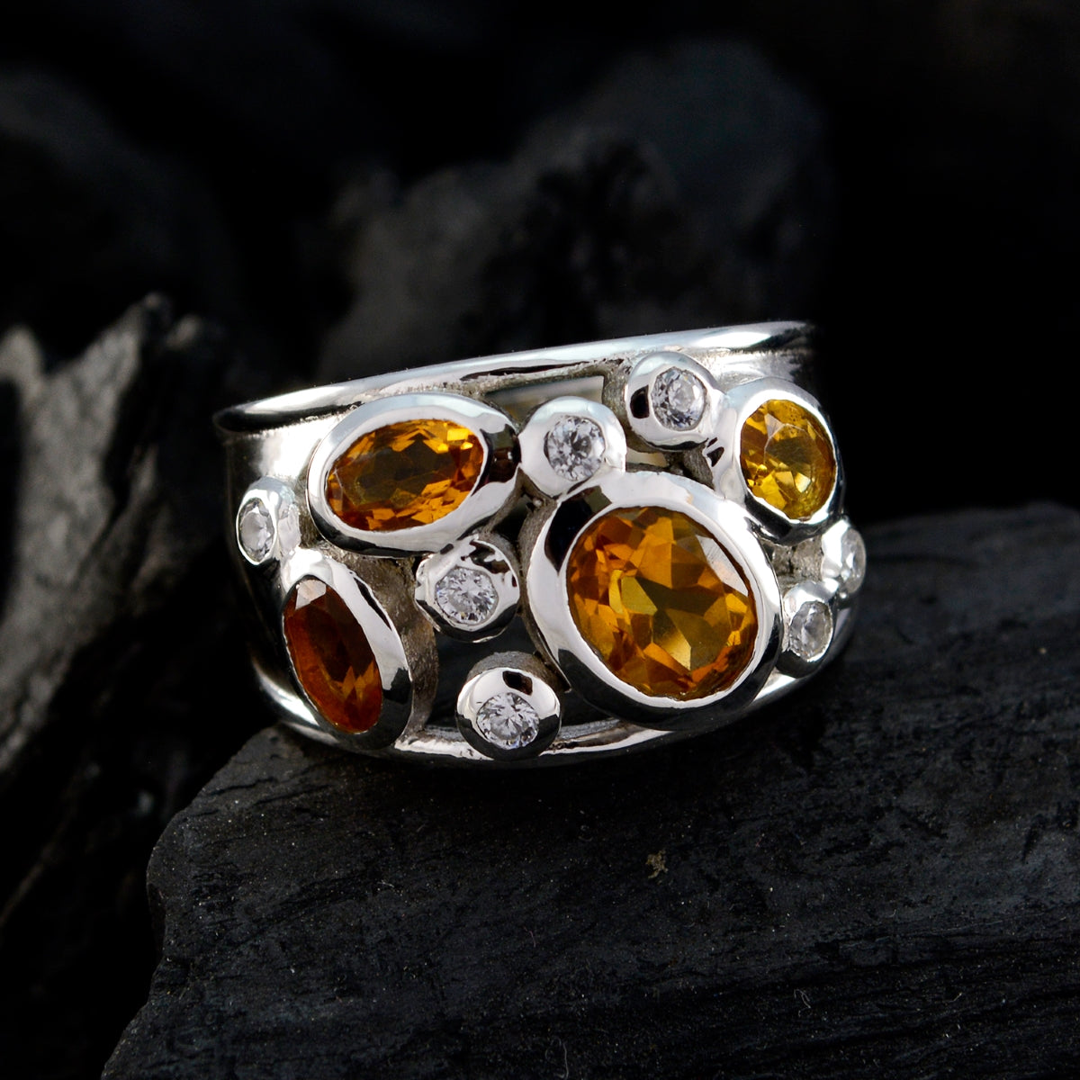 Evelyn Modern Yellow quarter Ring