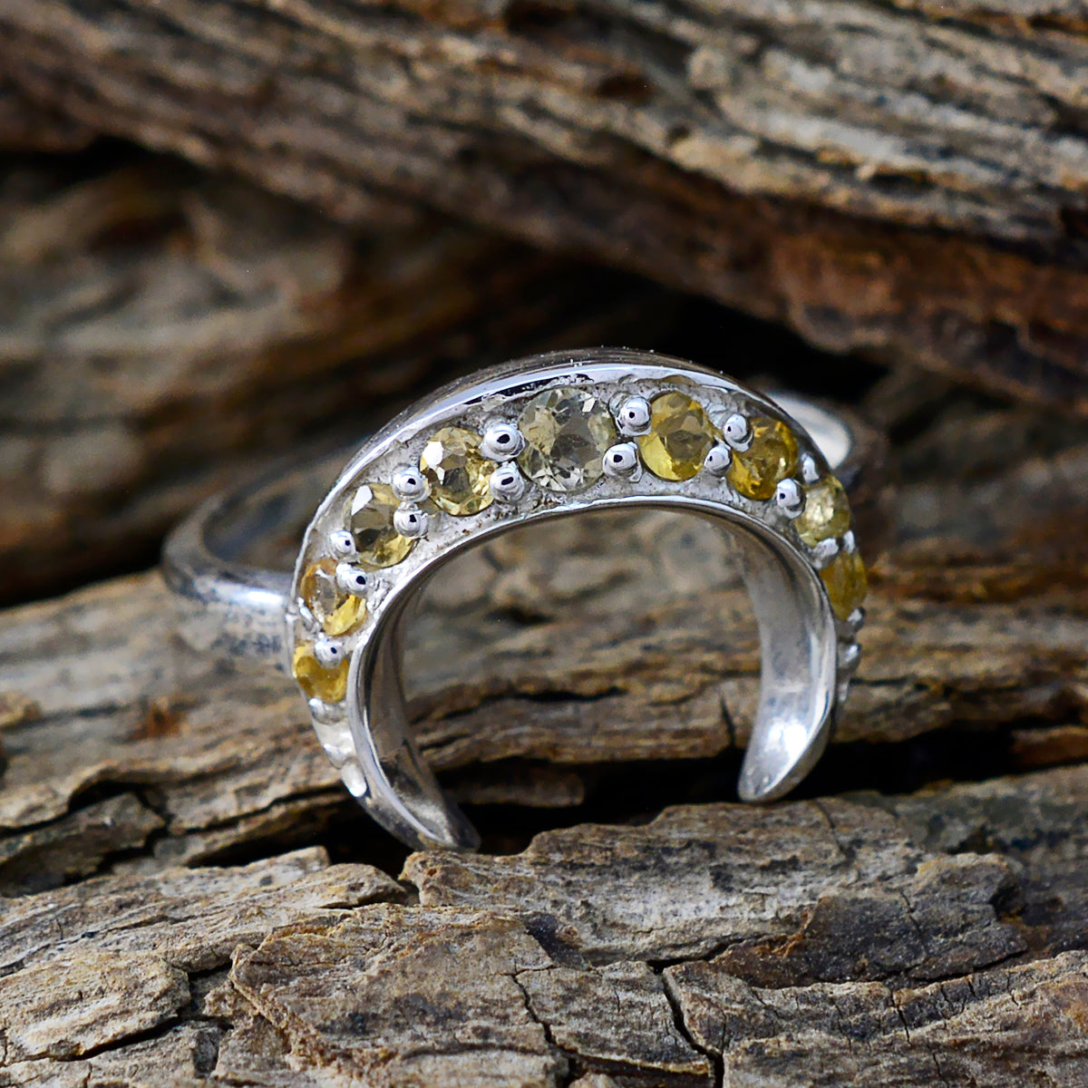 Nari Boho Yellow multiple Ring
