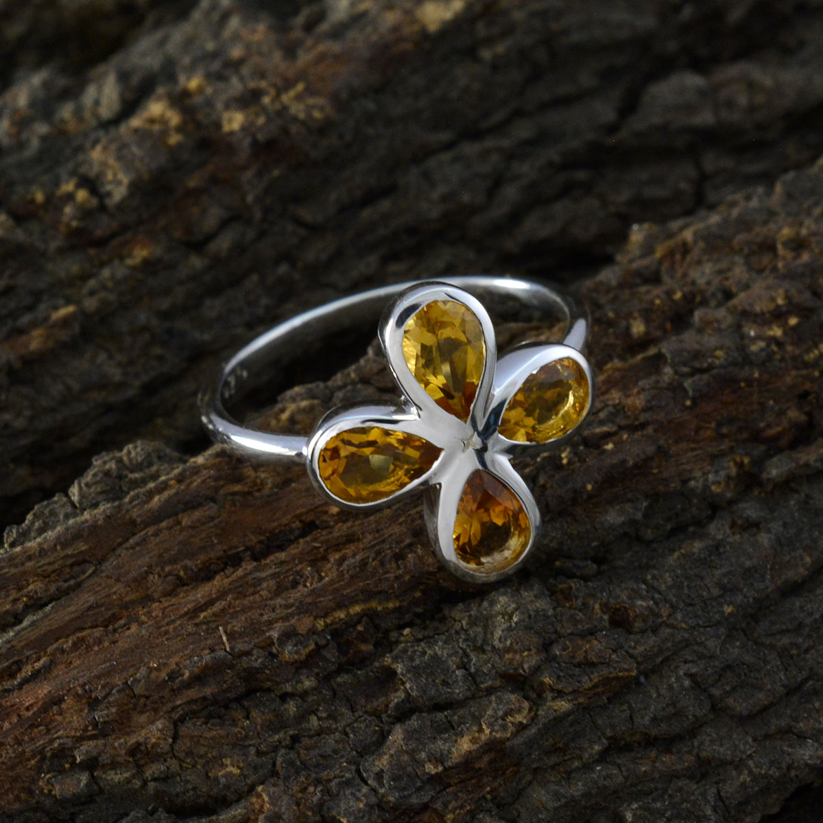 Ying Floral Yellow quarter Ring