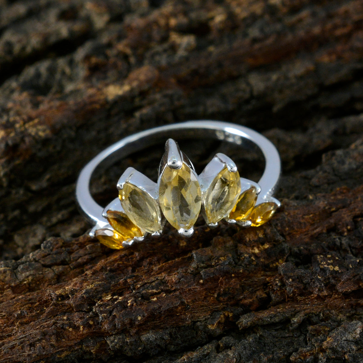 Ji-eun crown Yellow Hepta Ring