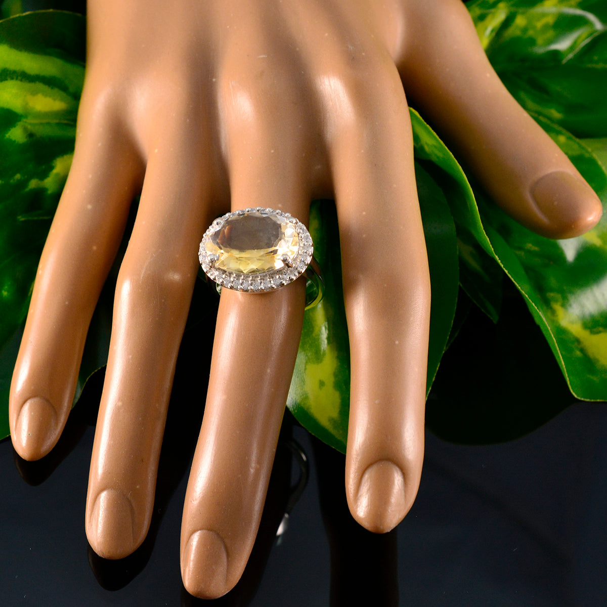 Saanvi Abstract Yellow Halo Ring