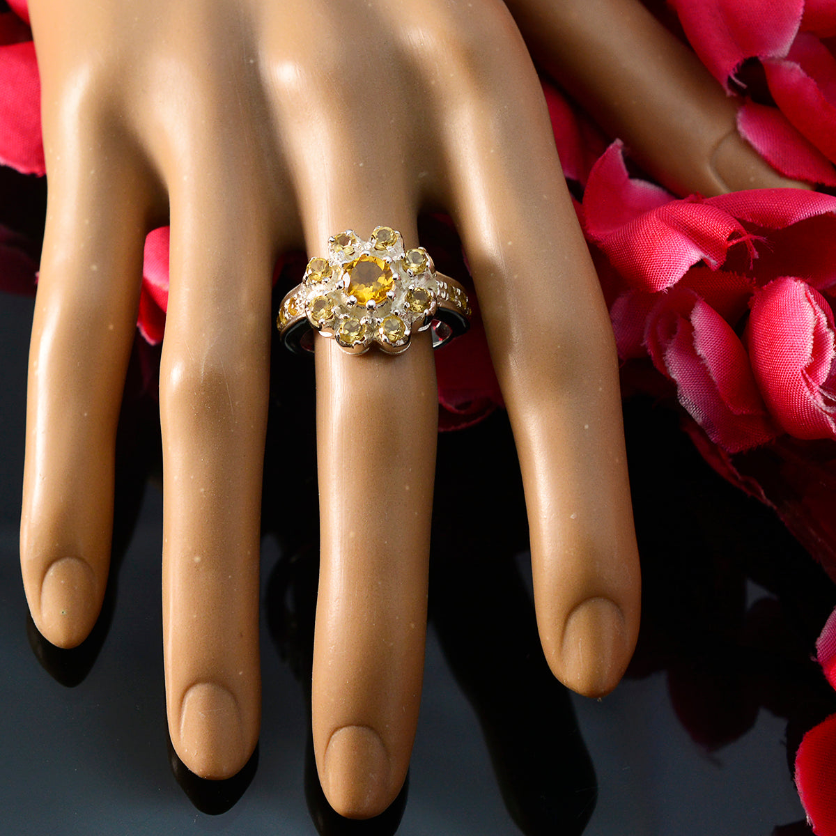 Lakshmi Contemporary Yellow multiple Ring