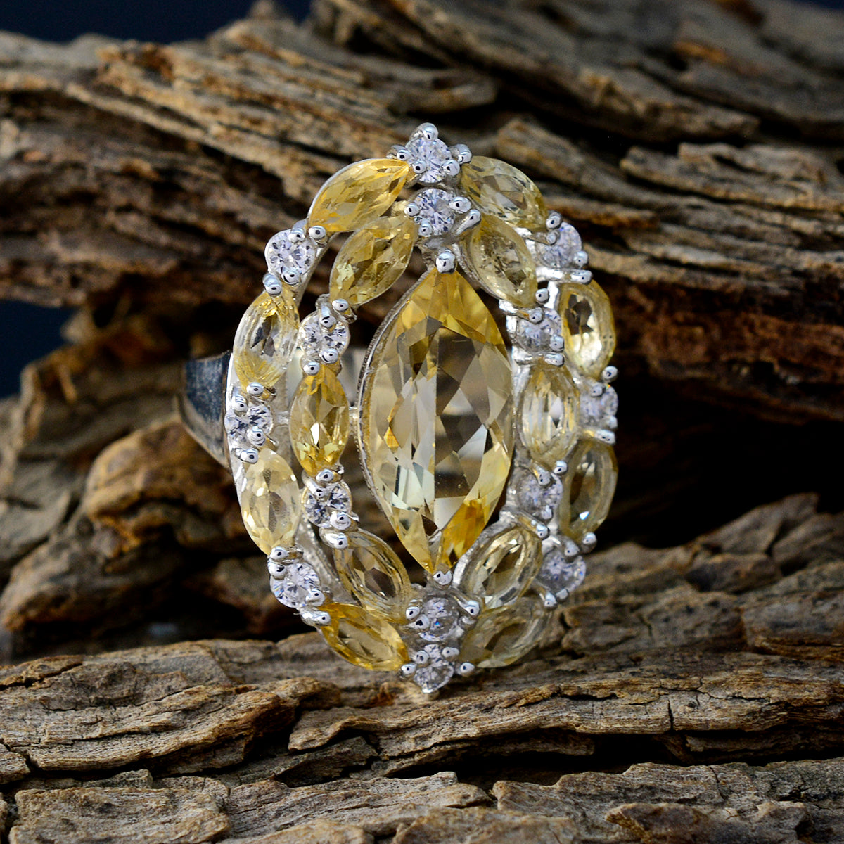 Victoria Abstract Yellow multiple Ring