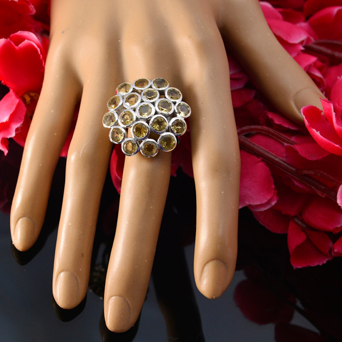 Bella Artisan Yellow multiple Ring