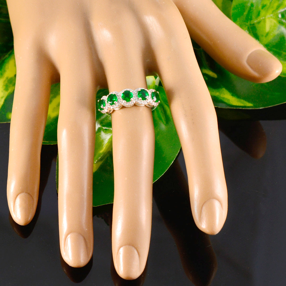Yuna Fairytale Green Penta Ring