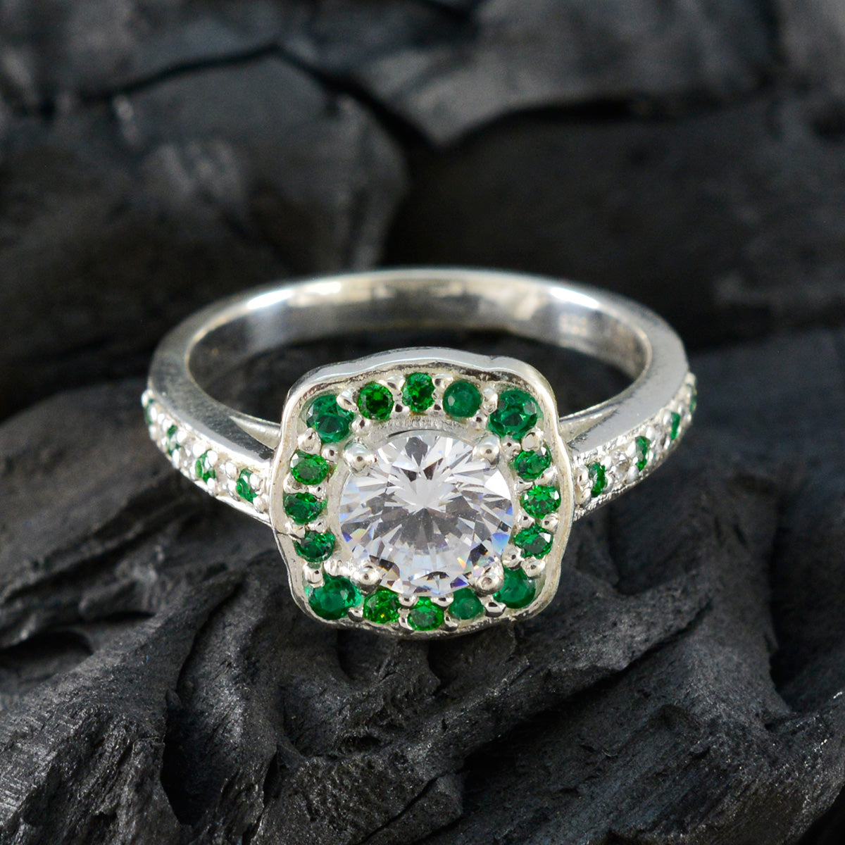 Angel Glamorous Green Halo Ring