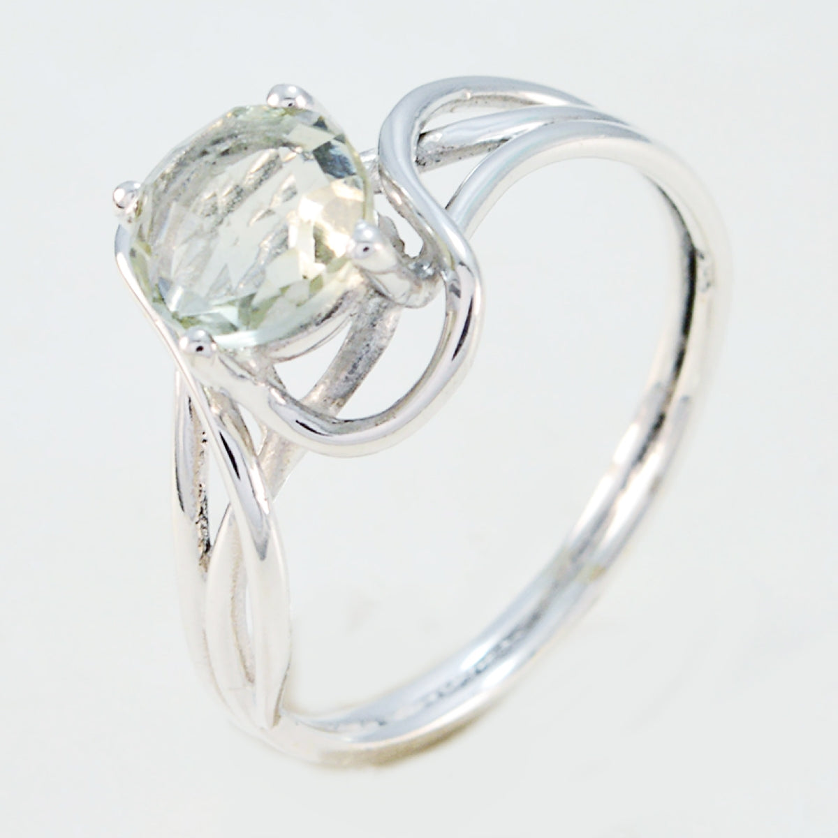 Mia Graceful Light Green Solitaire Ring