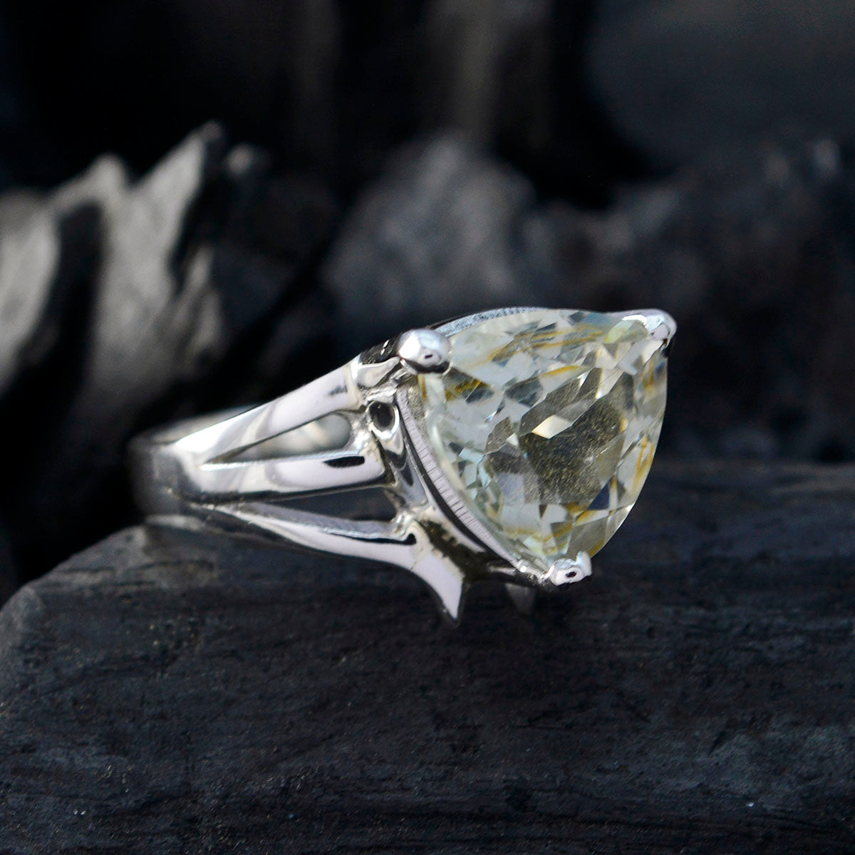 Zoe Ethnic Light Green Solitaire Ring