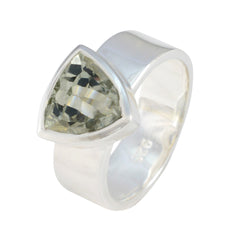 Saanvi Signet Light Green Solitaire Band