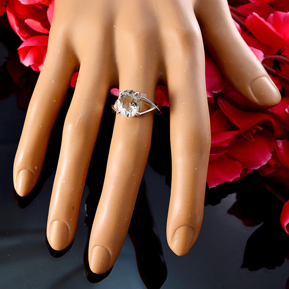Lakshmi Glamorous Light Green Solitaire Ring
