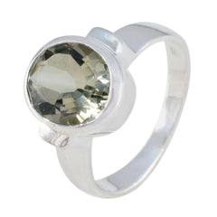 Liyana Glamorous Light Green Solitaire Ring
