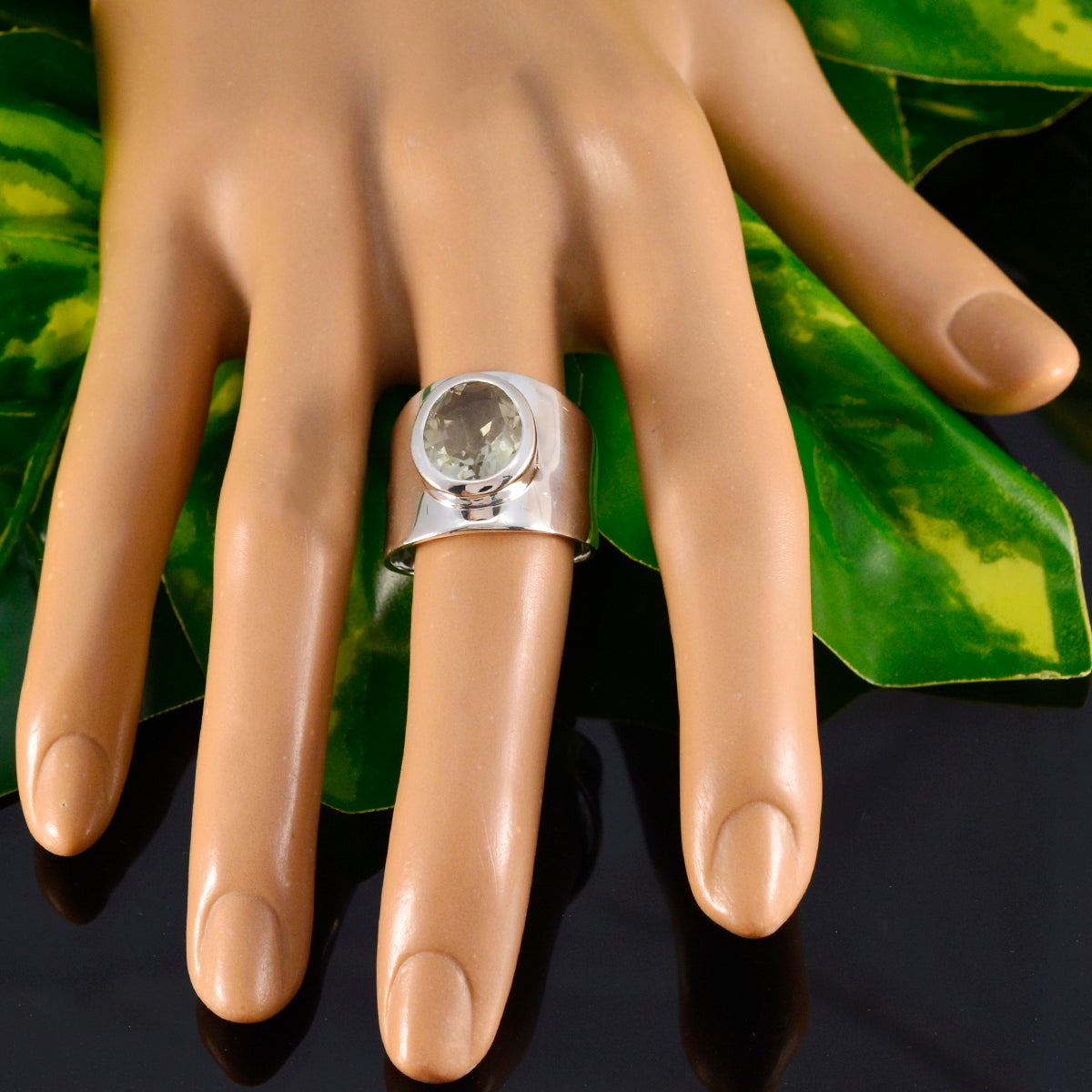Angel Armor Light Green Solitaire Ring