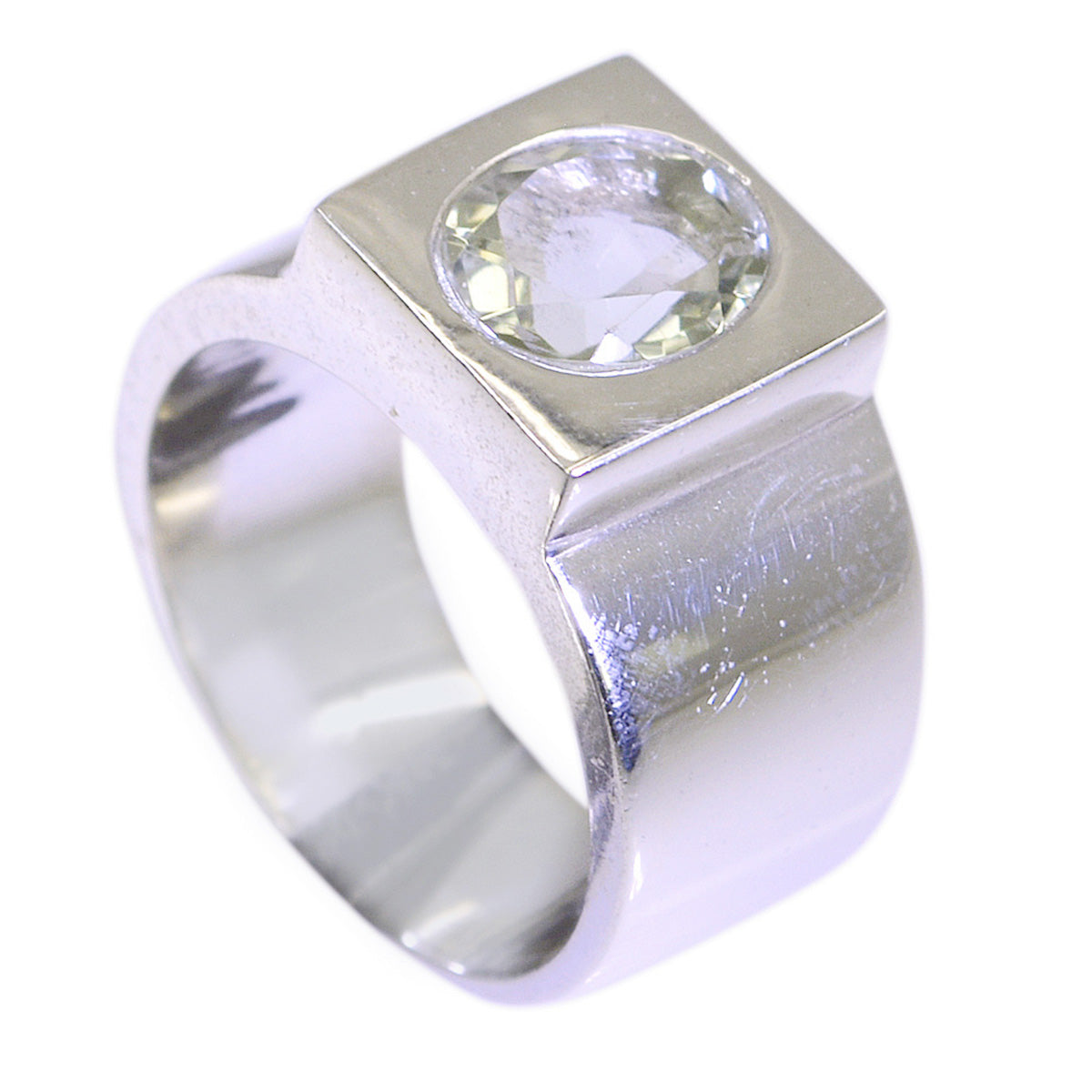 Pauline Armor Light Green Solitaire Ring