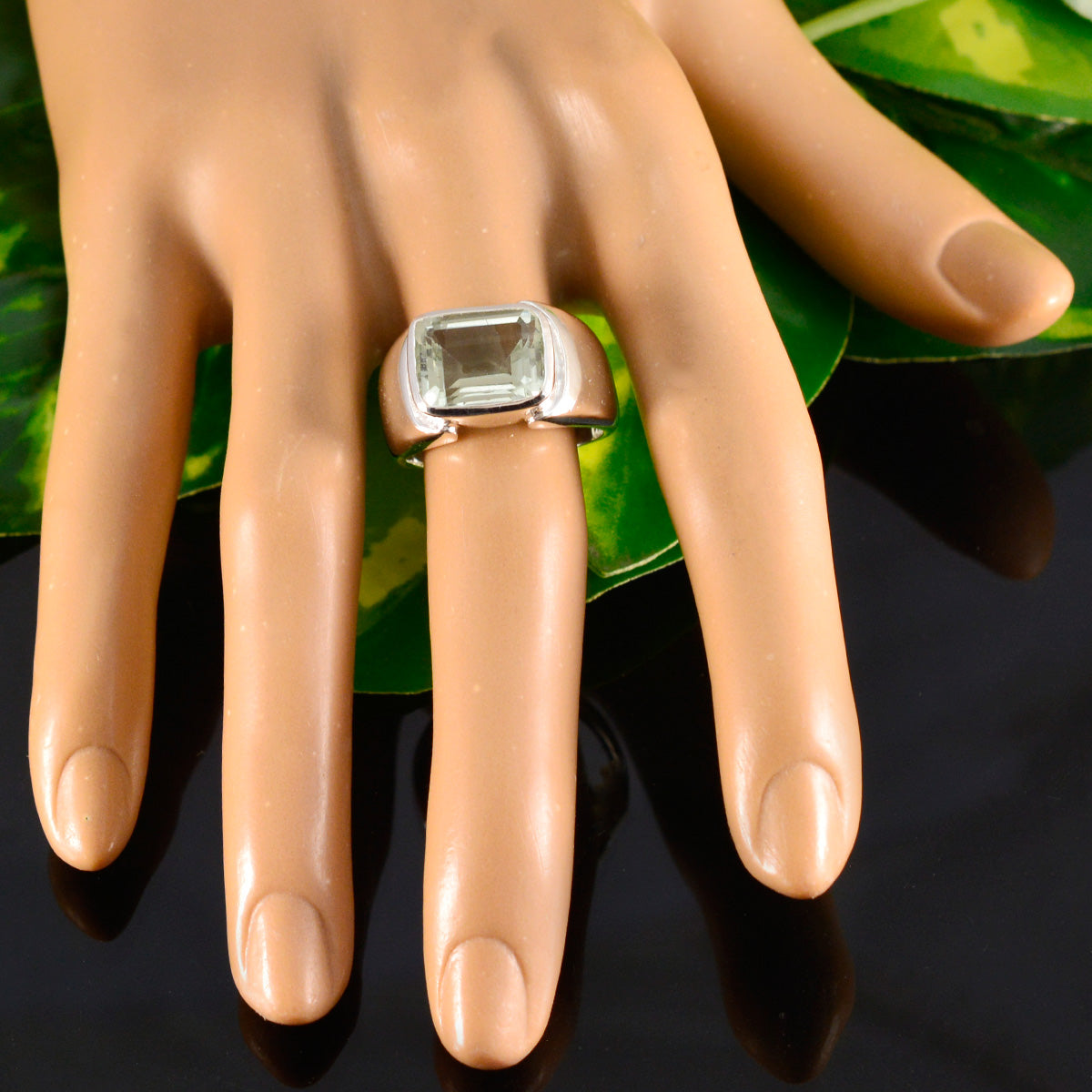 Nora Abstract Light Green Solitaire Ring