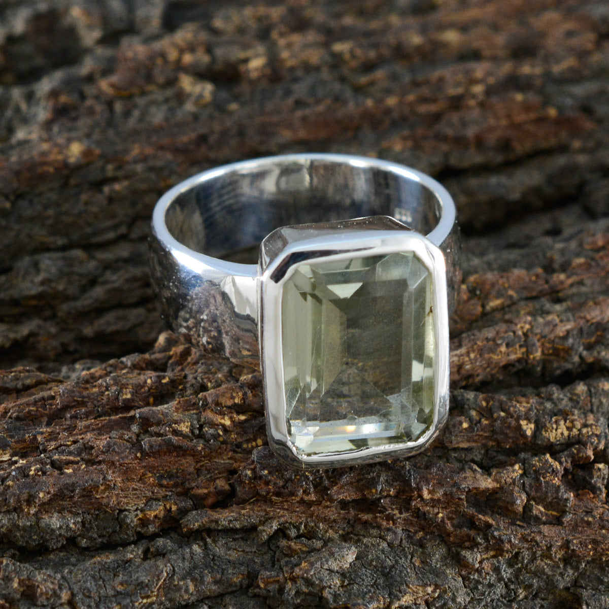 Mila Modern Light Green Solitaire Ring