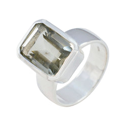 Mila Modern Light Green Solitaire Ring