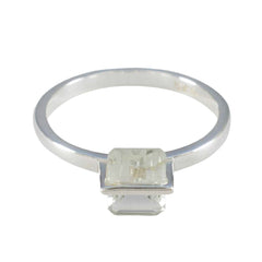 Yuna Modern Light Green Solitaire Ring Green Amethyst Green