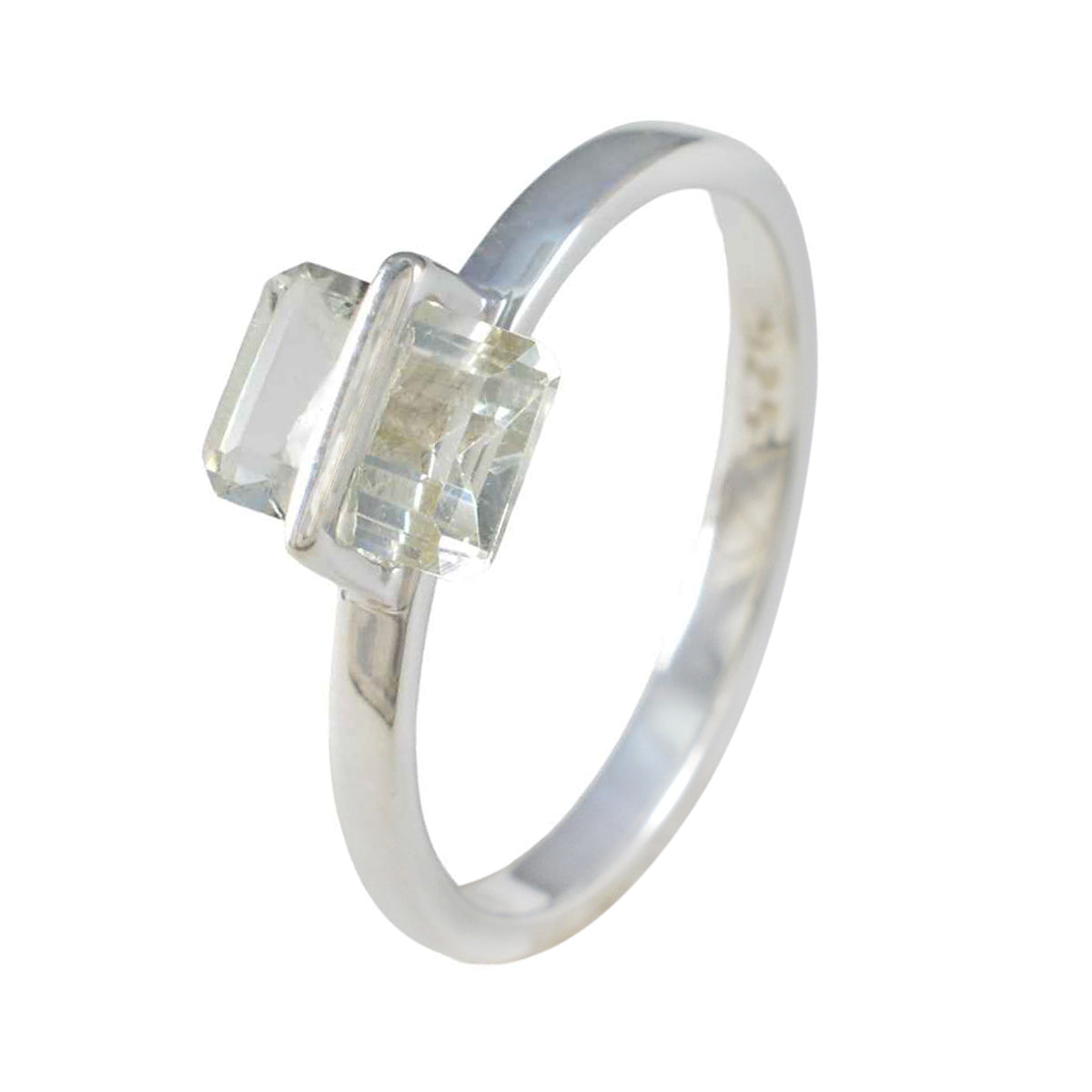 Yuna Modern Light Green Solitaire Ring