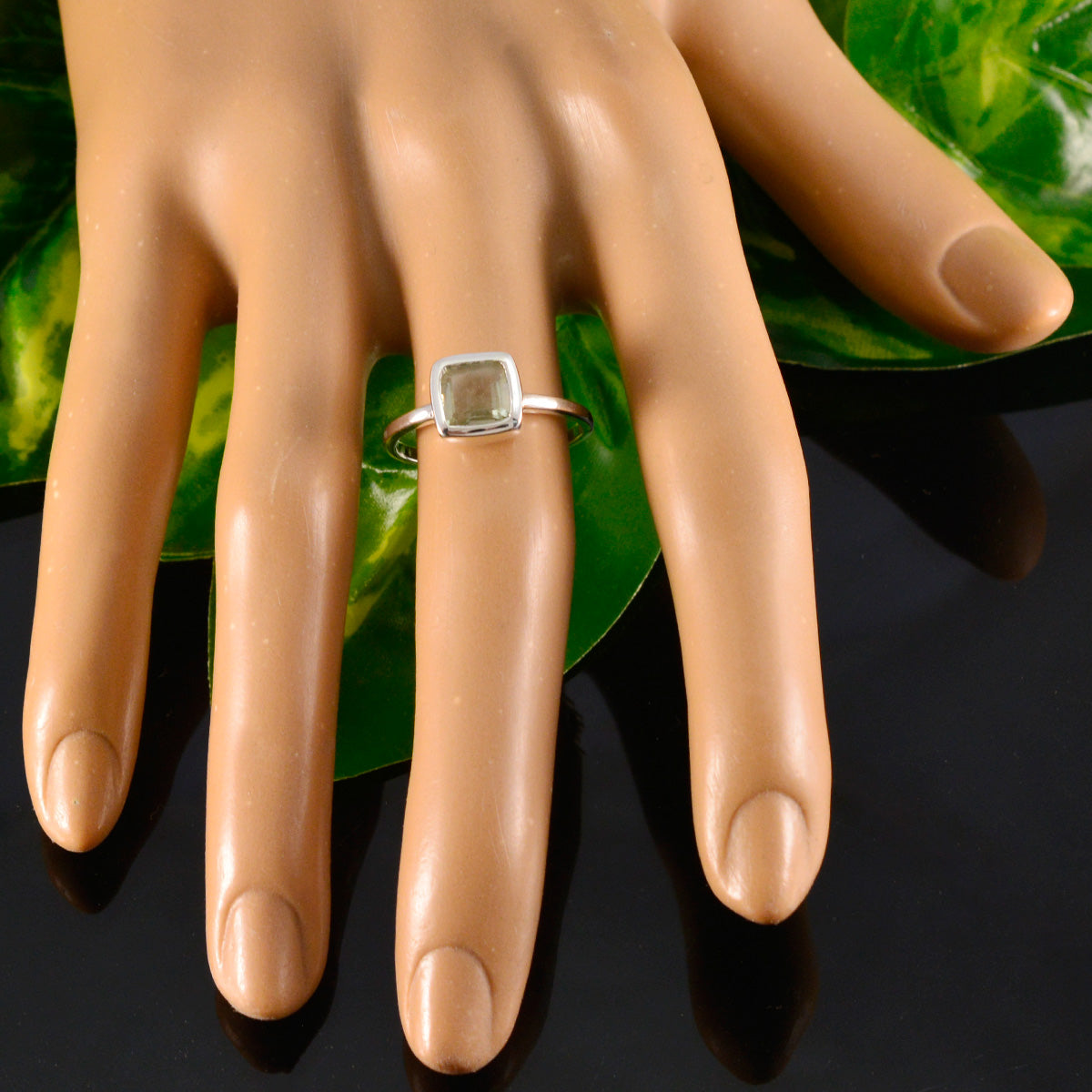 Yuki Luxurious Light Green Solitaire Ring