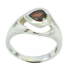 Araya Romantic Red Solitaire Ring Garnet Red