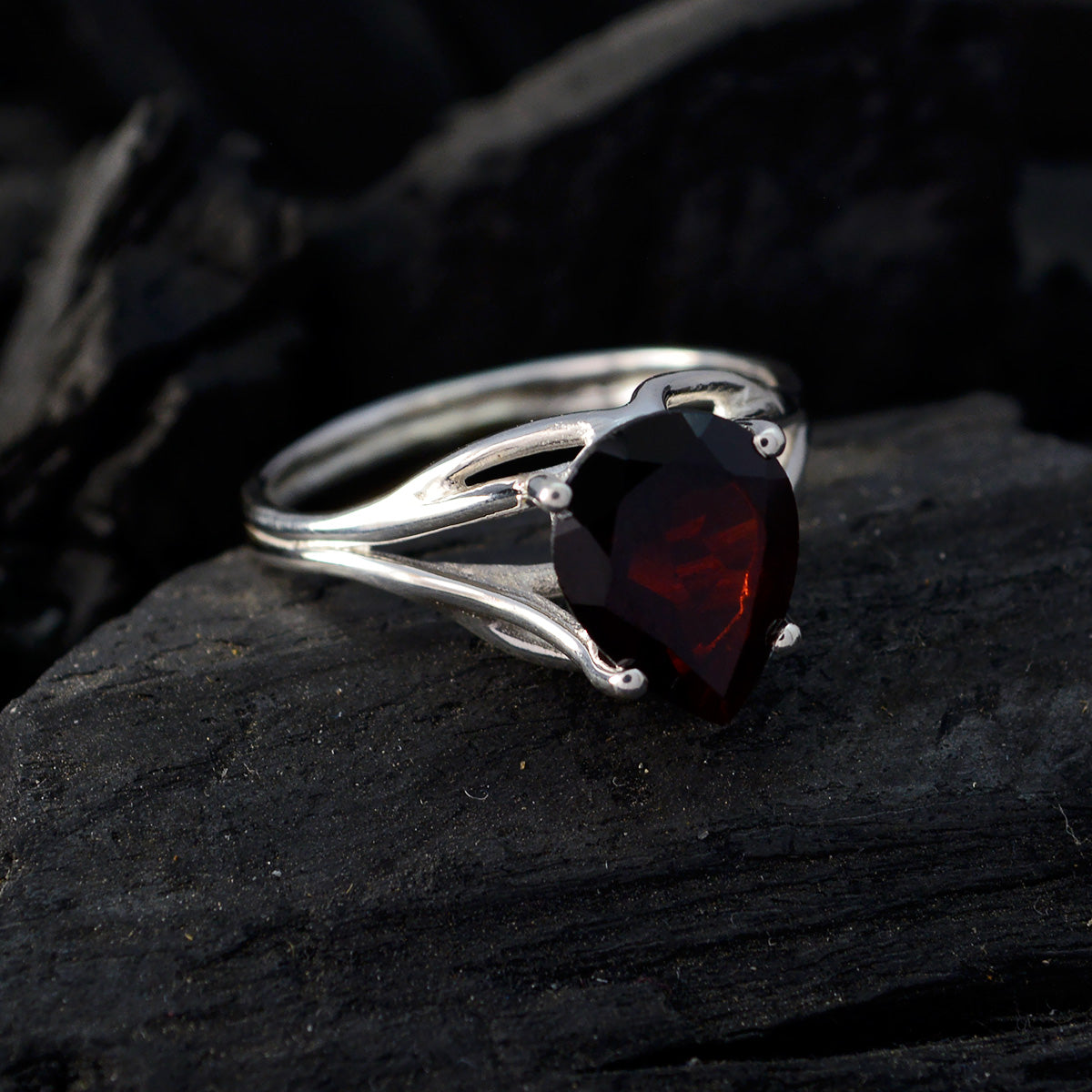 Soo-jin Engagement Red Solitaire Ring