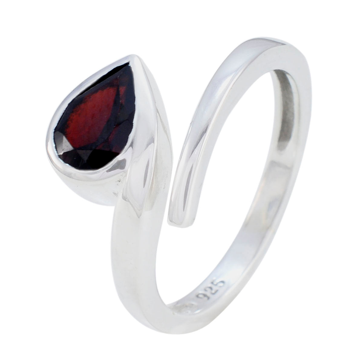 Yasmin Luxurious Red Solitaire Ring
