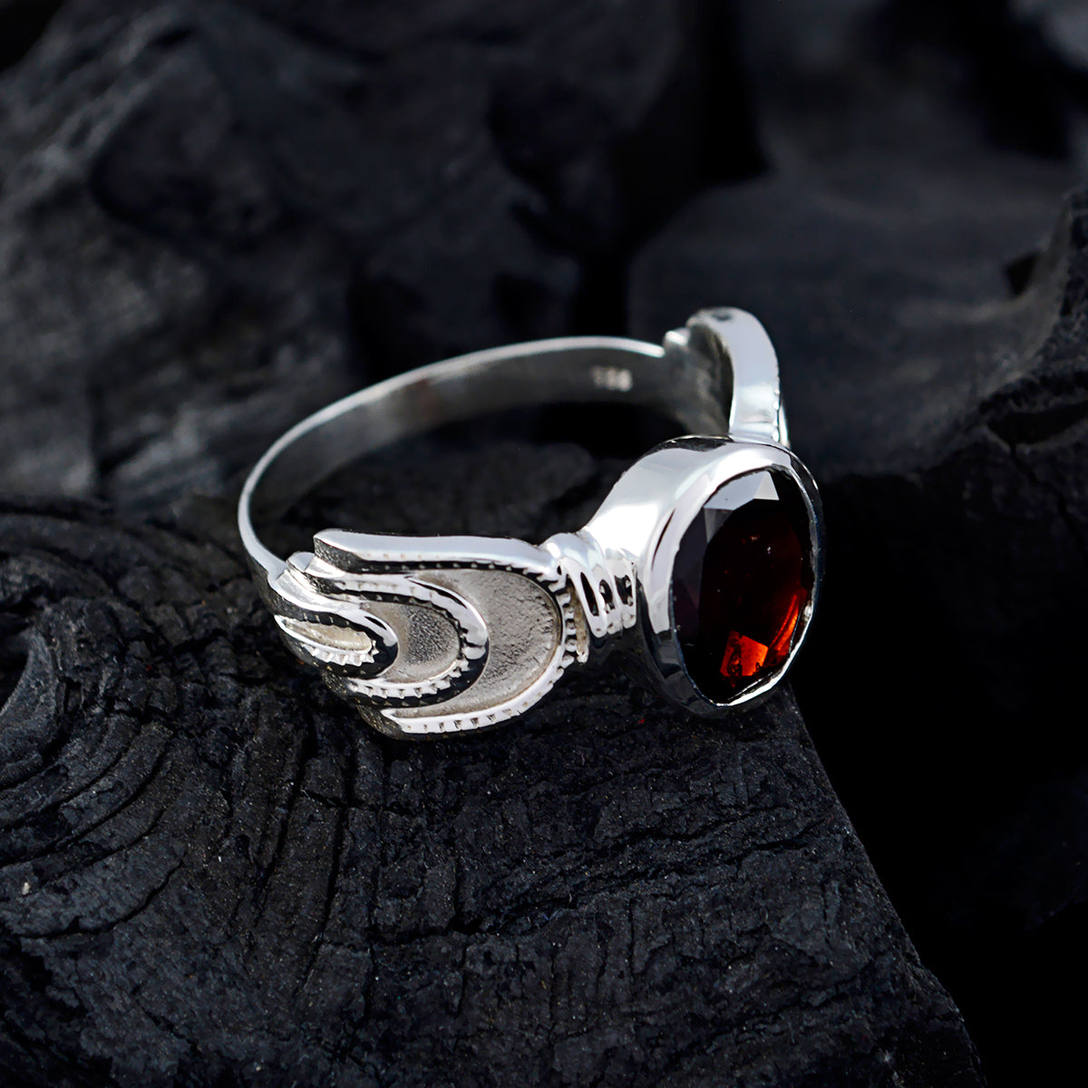 Ines Feminine Red Solitaire Ring