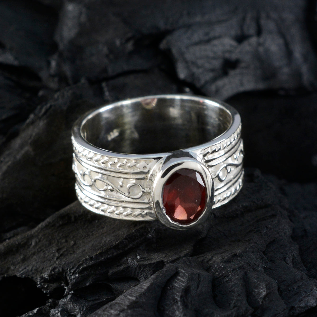 Lily Art Deco Red Solitaire Ring