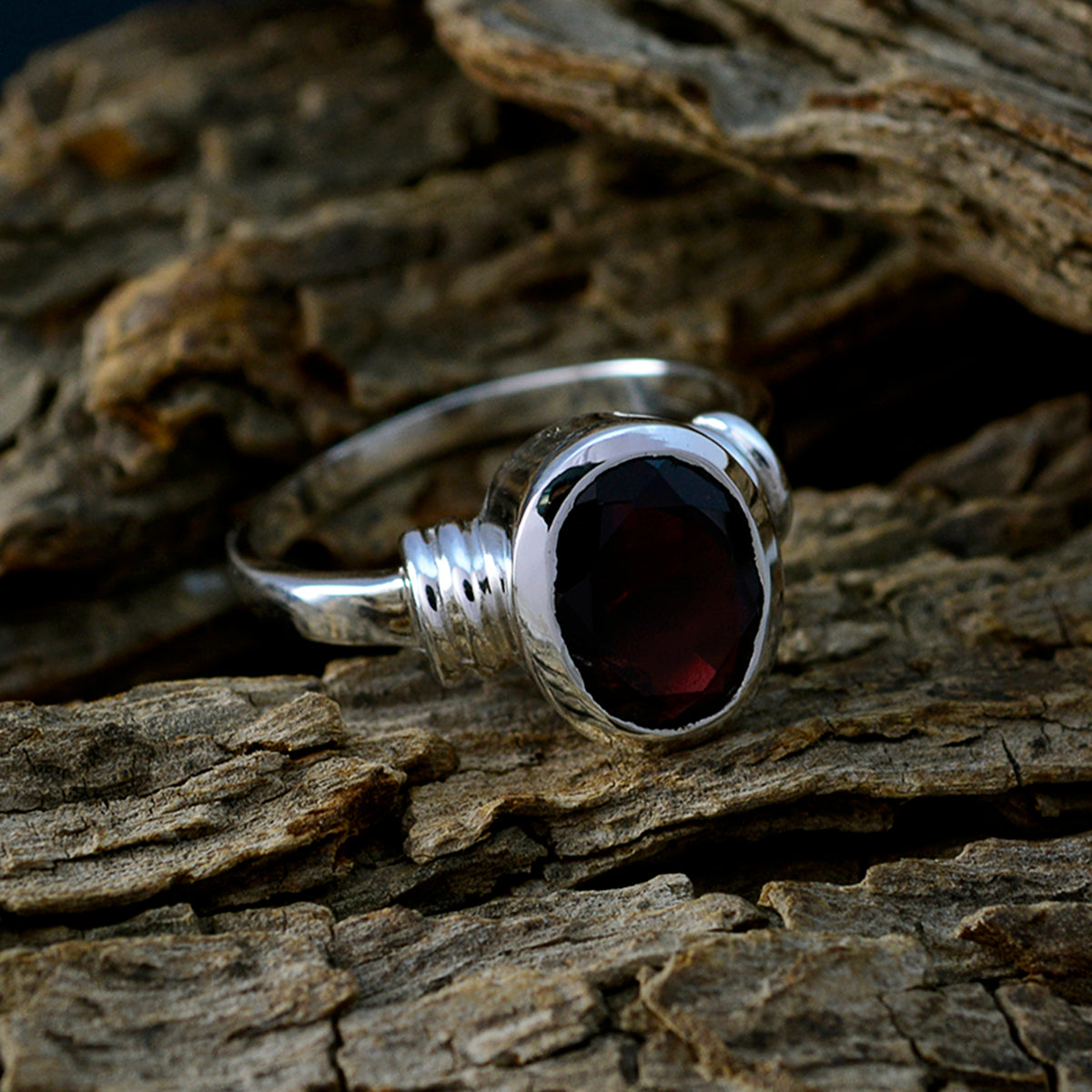 Lourdes Romantic Red Solitaire Ring