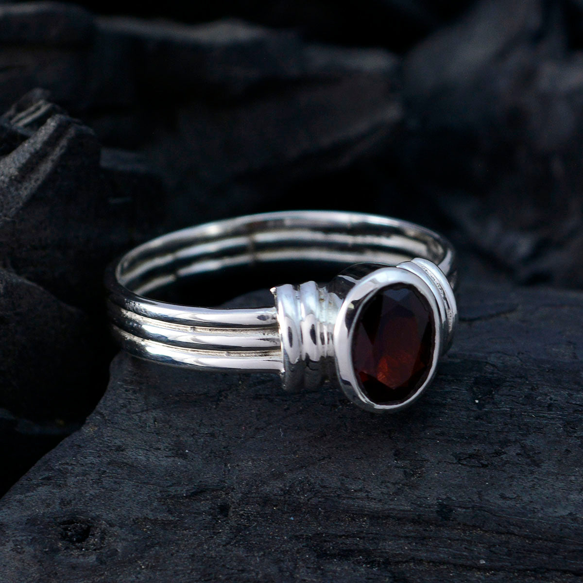 Lucia Heritage Red Solitaire Ring