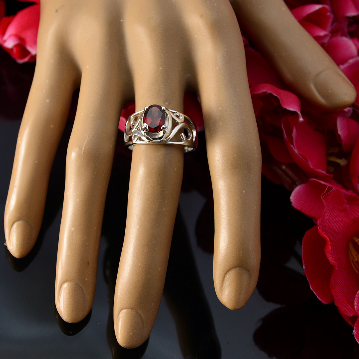 Emma Filigree Red Solitaire Ring